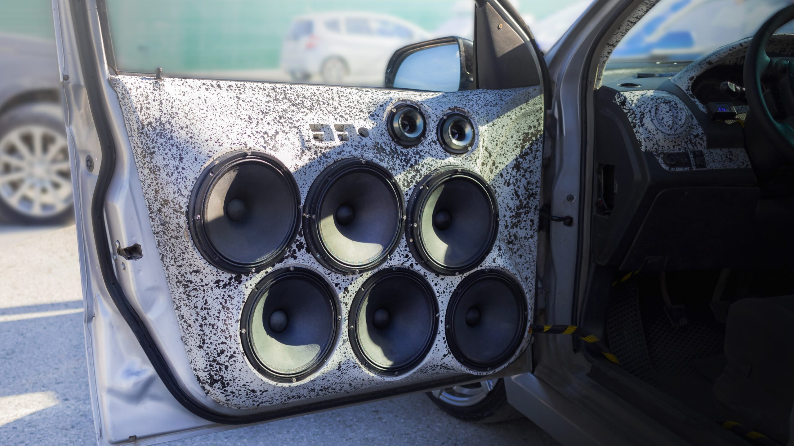 Industrial-Grade Audio Equipment for Everyday Vehicles